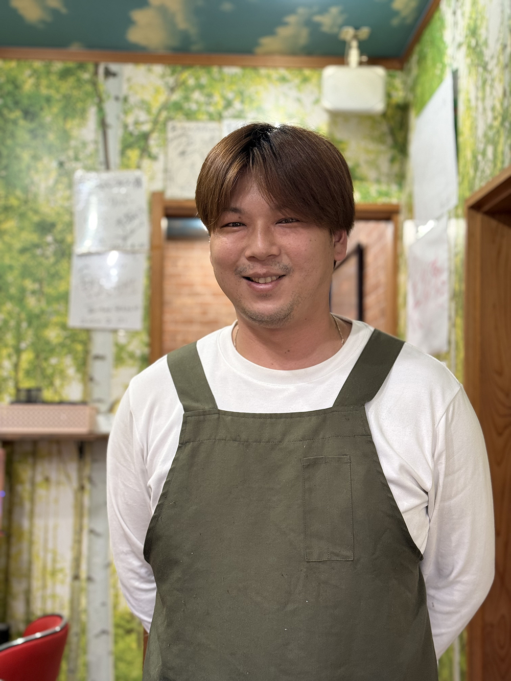 スタッフの中山浩さん